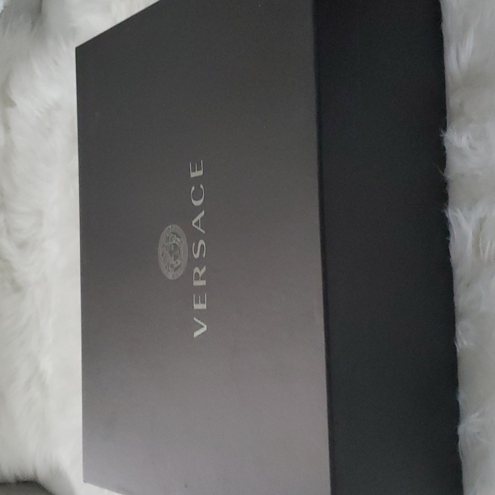 SOLD-----LAST CHANCE!! - NWT VERSACE MEDUSA AEVITAS PLATFORM PUMPS - Picture 8 of 17